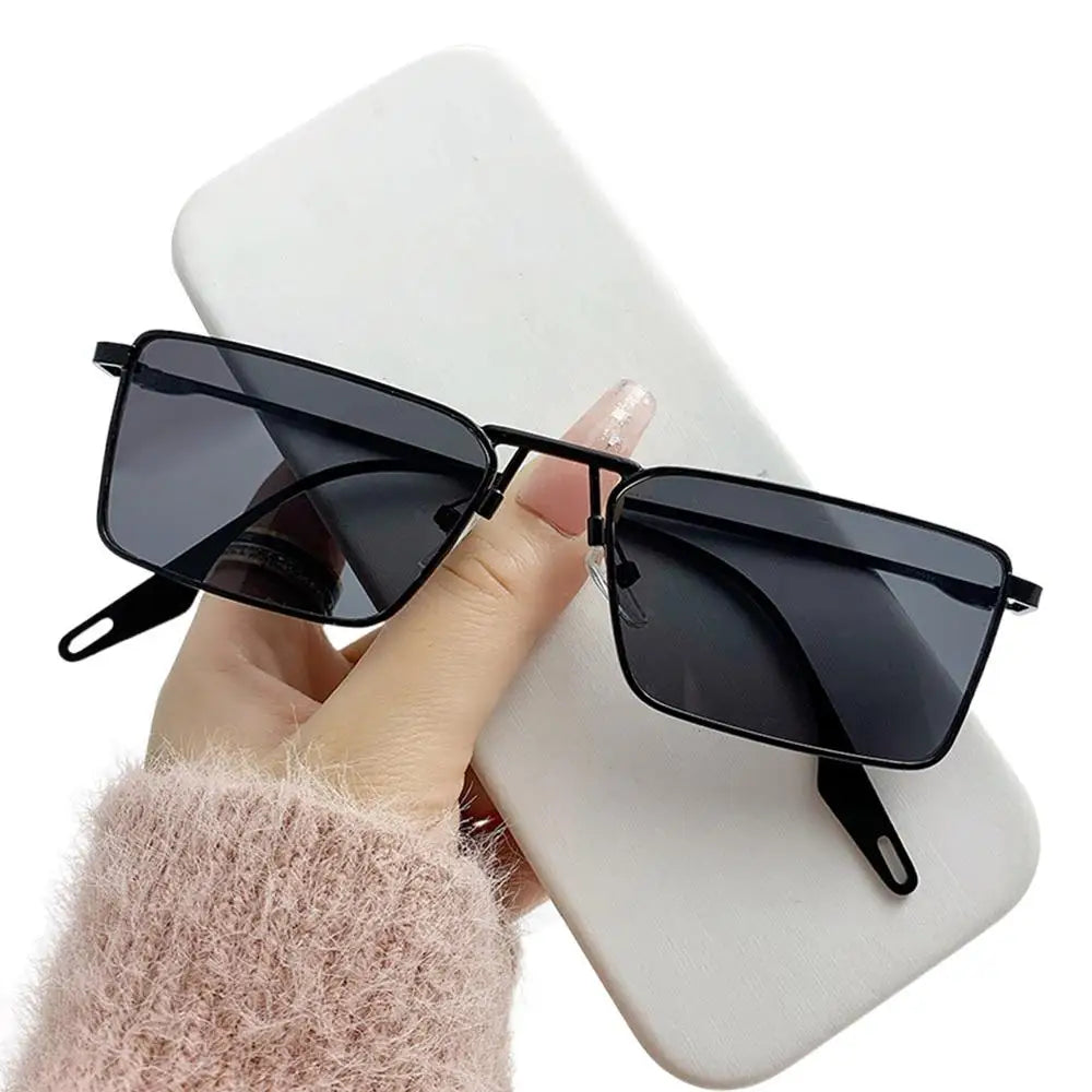 New Retro Square Sunglasses Women Fashion Rectangle Metal Frame Shades Men Luxury Brand Designer Decorative Sun Glasses Uv400
