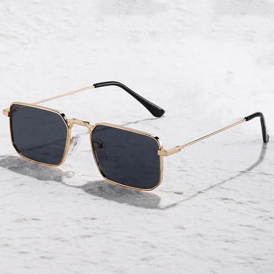 Vintage High Quality Rectangle Metal Frame Sunglasses Women Men Black Shades Eyewear UV400 Sunshade Glasses