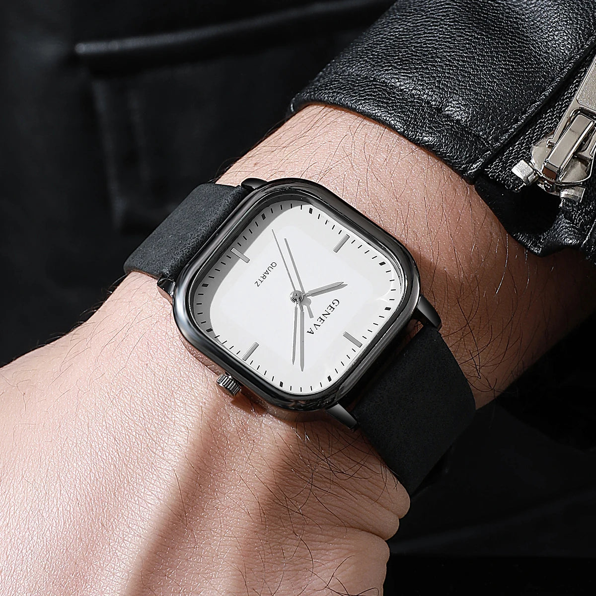 Fashion Square Dial Men's Watches Minimalist Luxury Quartz Wristwatche Casual Business Leather Strap Wristwatch Reloj Hombre