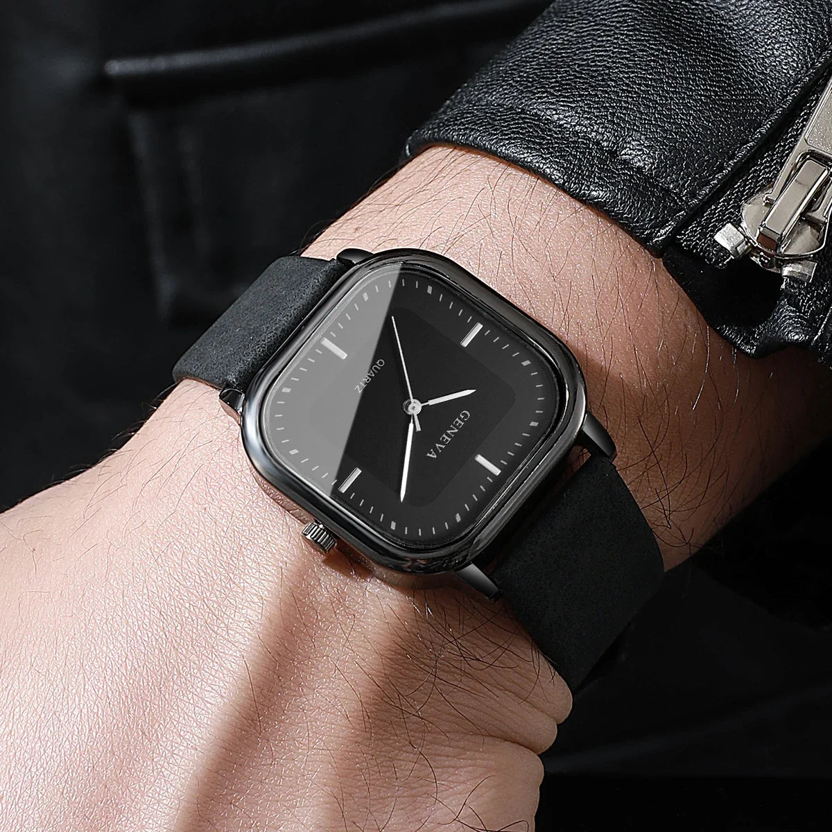 Fashion Square Dial Men's Watches Minimalist Luxury Quartz Wristwatche Casual Business Leather Strap Wristwatch Reloj Hombre